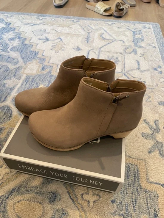 Dansko boots lizanne milled nubuck taupe - Picture 2 of 7